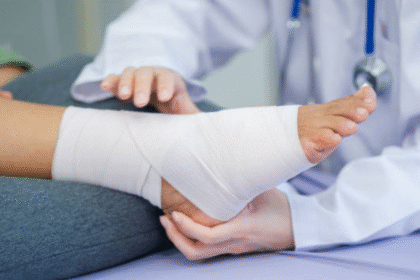 how long does a broken toe take to heal