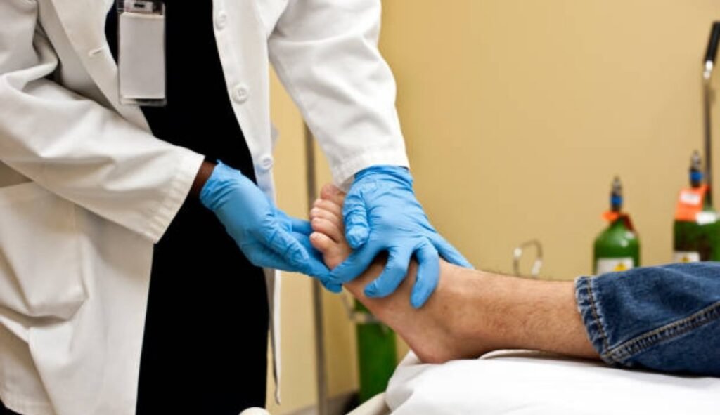 how long does a broken toe take to heal