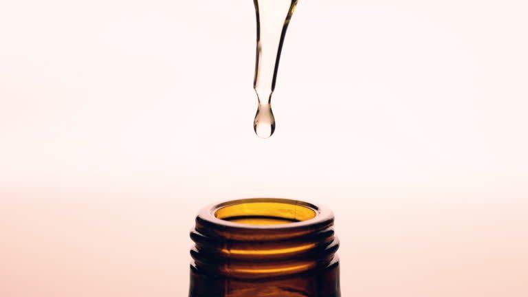 can you use hyaluronic acid with vitamin c