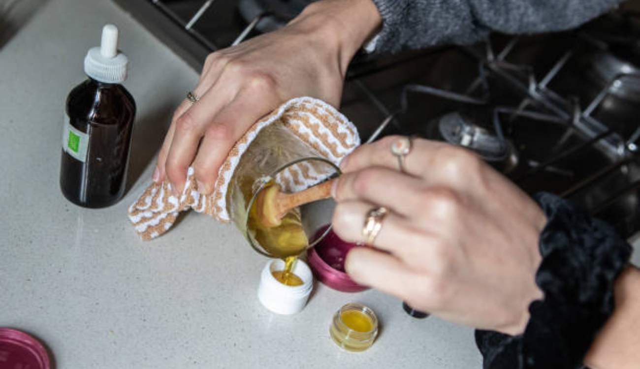 castor oil skin benefits