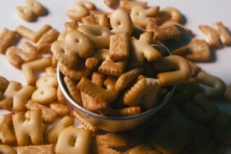 oyster crackers with ranch dressing